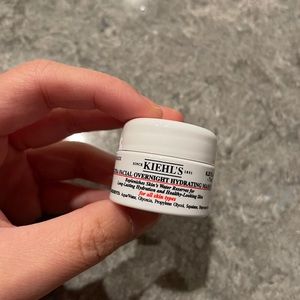 Kiehl’s Overnight Hydrating Masque